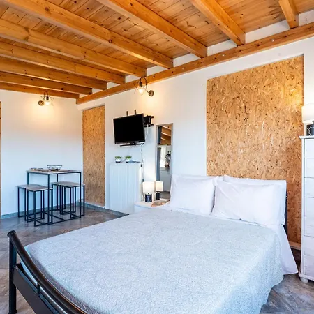 Violas Ágios Matthaíos