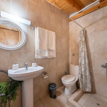 Violas Ágios Matthaíos